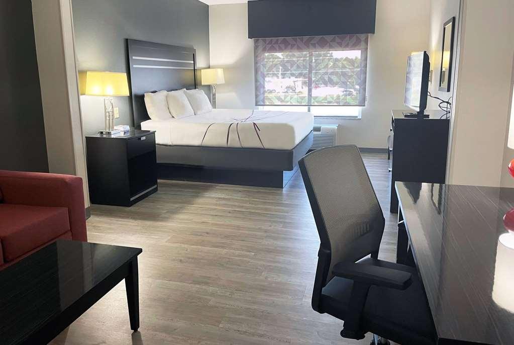 La Quinta Inn & Suites By Wyndham Tulsa Midtown Habitación foto